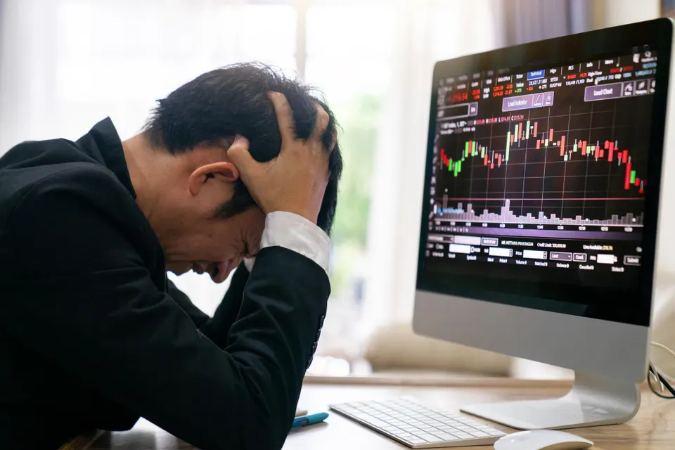 The Hidden Reason Your Portfolio Is Bleeding — What Wall Street Won’t Tell You